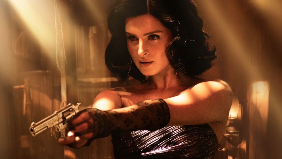 Tara Sutaria in toxic